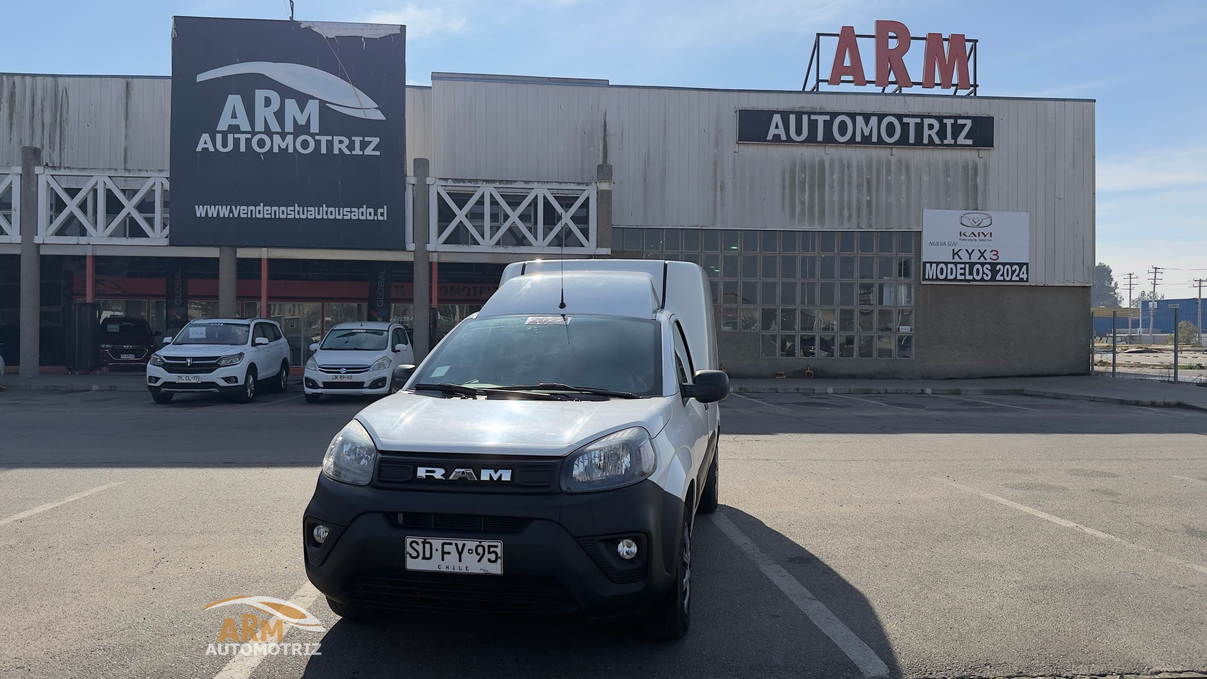 RAM Van 700 2022